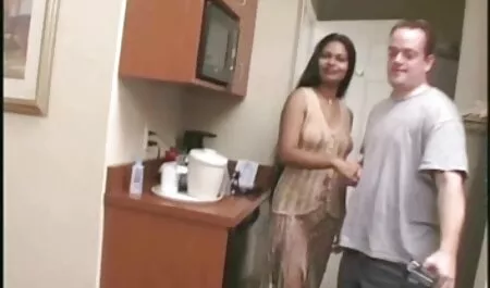 Blogger Charles phim sex hay nhat japan gái cô đơn hàng xóm Vanessa