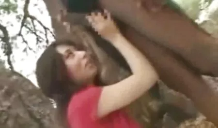 Istoma cuộn lên trên âm hộ của em sex nhat ban khong che hay