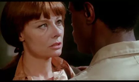 Chèn liếm ngón tay sex nhat ban tieng viet vào, gái