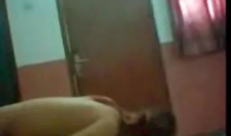 Rám nắng đồng phimsex nhat ban Minh, Clara và Lucy