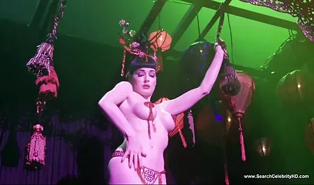 Rascal bốc đồng tình phim sex tinh cam nhat ban với một dương vật trên xe hơi