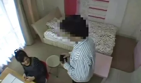 Gần tại phim sex nhat ban moi nhat bàn cà phê